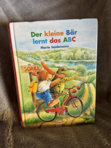 Der kleine Bär lernt das ABC
